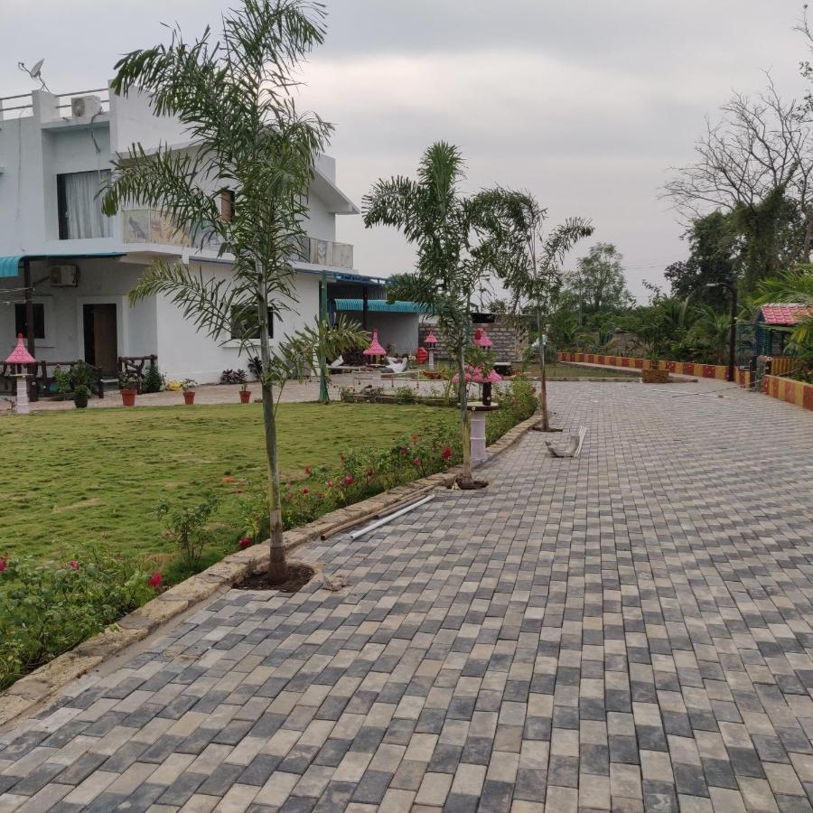 Houbara Resort Sasan Gir Exterior foto